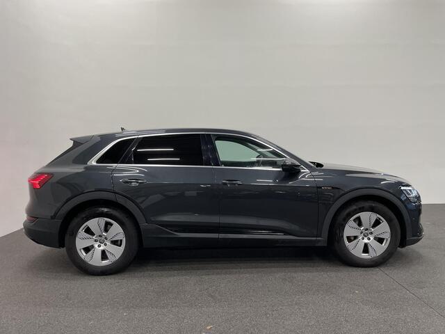Audi e-tron 50 Quattro Edition 71 kWh Airco ECC Navi Cruise Control 19"LM Velgen PDC voor en achter Full LED Virtual Cockpit