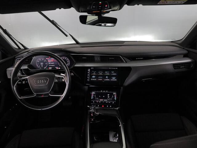 Audi e-tron Sportback 55 quattro S edition 95 kWh 409 pk | Navigatie | Panoramadak | Trekhaak (afneembaar) | Parkeersensoren | Achteruitrijcamera | Lichtmetalen velgen 21" | B&O Soundsystem | S-Line |