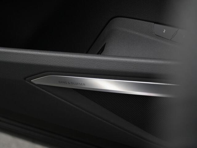 Audi e-tron Sportback 55 quattro S-Line 95 kWh 408 pk | Panoramadak | Valcona leder | Geheugenstoel | 360 camera | Bang & Olufsen | Matrix LED