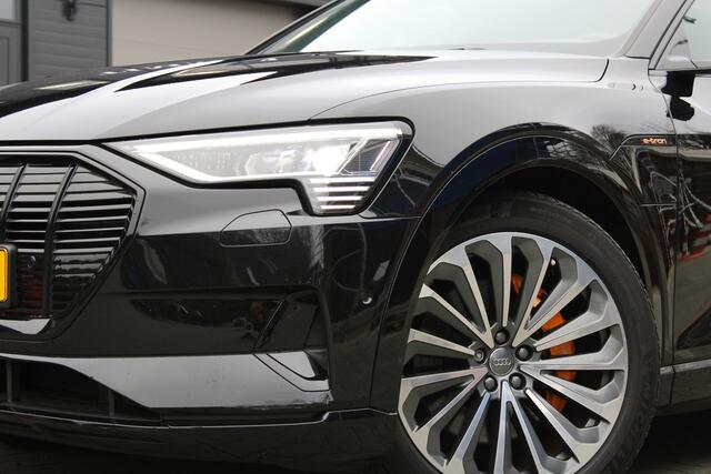 Audi e-tron e-tron 55 quattro advanced 95 kWh - S - line Panoramadak - Head-up display - 21 inch - Bang en Olufsen Dealer onderhouden - Nederlandse auto - Luchtvering - Black pack - Vol leder vol uitgevoerde auto