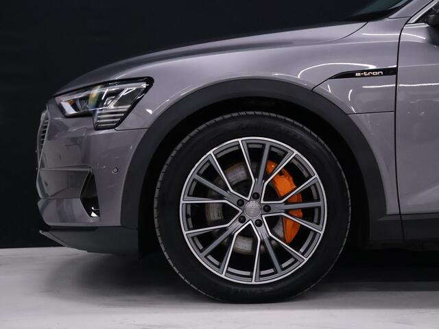 Audi e-tron 55 quattro edition 95 kWh Sport [LUCHTVERING, CRUISE CONTROL, BLUETOOTH TELEFOON, PDC V+A, CLIMATE CONTROL, LANE ASSIST, ELEKTRISCHE ACHTERKLEP, LED KOPLAMPEN, NIEUWSTAAT]