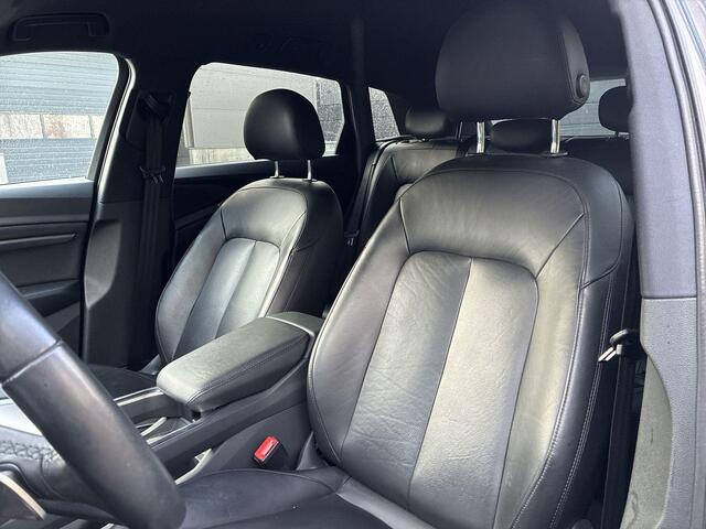 Audi e-tron 55 quattro Business edition 95 kWh · Luchtvering · Camera · Keyless · Elek. Voorstoelen · Leder Interieur · Elek. Achterklep · 22'' Inch ·