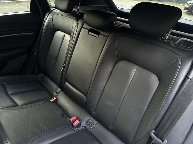 Audi e-tron 55 quattro Business edition 95 kWh · Luchtvering · Camera · Keyless · Elek. Voorstoelen · Leder Interieur · Elek. Achterklep · 22'' Inch ·