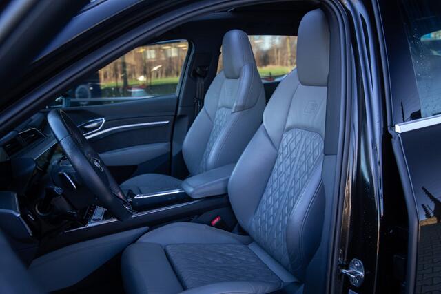 Audi e-tron S quattro 95 kWh , Trekhaak, Panoramadak, Adaptive cruise, 360-graden camera,