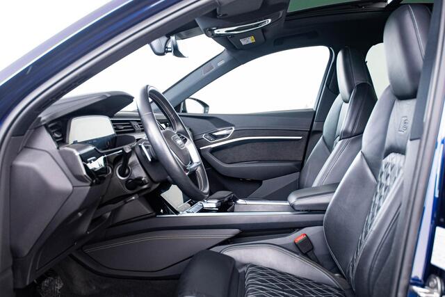 Audi e-tron Sportback 50 quattro S edition 71 kWh Panoramadak - S Sportstoelen - Stoelverwarming voor - B&O - Assistentiepakket Tour - Achterruitrijcamera - interieurvoorverwarming - elektrisch verstelbare bestuurderstoel -