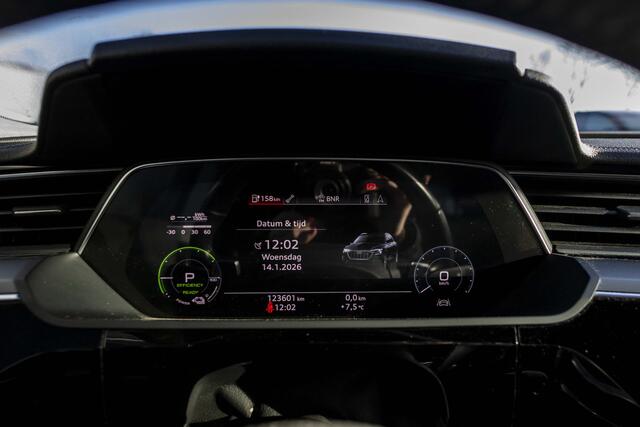 Audi e-tron e-tron 50 quattro Launch edition 71 kWh | NL Auto | Parkeersens. V + A