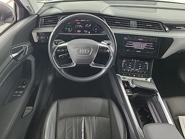 Audi e-tron 50 quattro Business edition Plus 71 kWh 2e-Eig. & Dealer-Onderh. BOVAG-Garantie. NL-Auto.