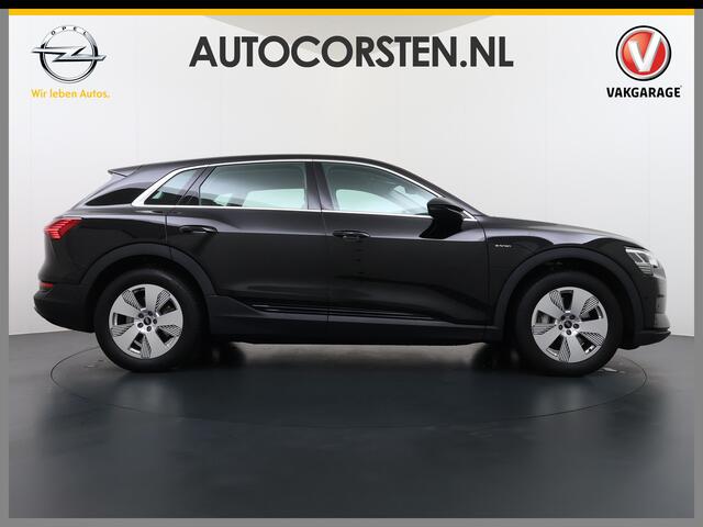 Audi e-tron 55 Quattro 95kWh 408PK Trekhaak Elektr.Leer+Verwarmd Pano-Dak Trekhaak Luchtvering Adap.Cruise Navi Ecc Stoelverwarming Business edition Plus LED Lmv Elek.Achterklep Privacy Glas Keyless Zwarte Hemel Origineel Nederlandse Auto SOH 89% Trekhaak 1800kg !