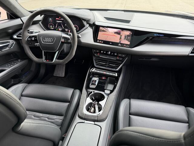 Audi e-tron GT RS 93kW 600pk | Matrix Led | 4-Wielsturing | Panorama | Head-Up | Luchtvering | 21 inch | 360 Camera | Dode hoek | Rijklaar incl. garantie