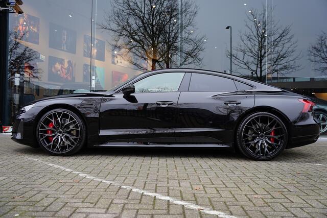 Audi e-tron GT RS Audi e-tron GT RS Carbon B&O Head Up