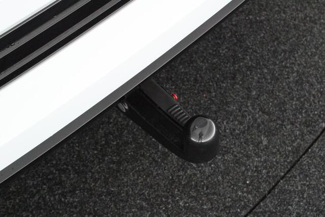 Audi e-tron e-tron 55 408pk quattro advanced 95 kWh Trekhaak 360Camera Cameraspiegels B&O Leder Keyless Head-Up Memory Panoramadak Navigatie