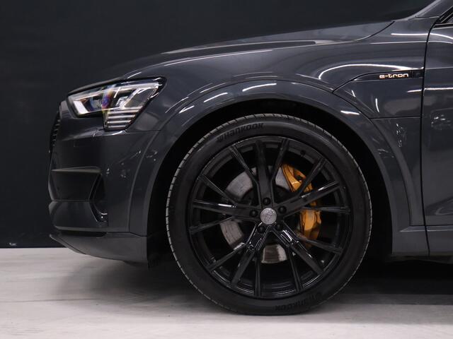 Audi e-tron e-tron 55 quattro advanced 95 kWh [TREKHAAK, SCHUIFKANTELDAK, LUCHTVERING, MEMORY SEATS, ADAPTIVE CRUISE CONTROL, APPLE CARPLAY, ANDROID AUTO, PDC V+A, STOELVERWARMING, NIEUWSTAAT]