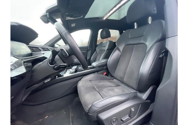 Audi e-tron e-tron 50 quattro Launch edition Black 71 kWh S-Line | Black Edition | Panoramadak | Memory Seat | Luchtvering | Adaptive Cruise Control | Keyless | Matrix LED | Stoelverwarming | NAP |