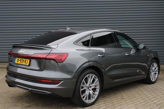 Audi e-tron Sportback 55 Quattro S-Line 95 kWh Panoramadak Camera Adaptive-Cruise Leer/Alcantara