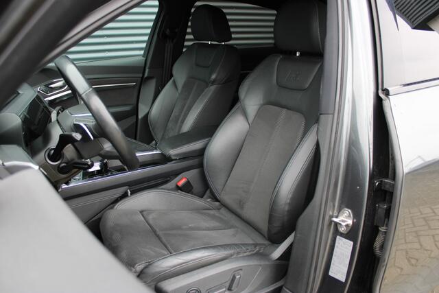Audi e-tron Sportback 55 Quattro S-Line 95 kWh Panoramadak Camera Adaptive-Cruise Leer/Alcantara