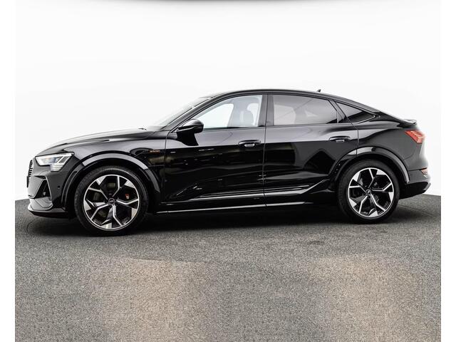Audi e-tron Sportback S Quattro 95 kWh (370kW/503pk) ** MATRIX, LEDER, B&O, STOELVENT, PANORAMA, LUCHTV, TREKH ** 1e EIG - UNFALLFREI ** ** INFORMEER OOK NAAR ONZE AANTREKKELIJKE FINANCIAL-LEASE TARIEVEN **