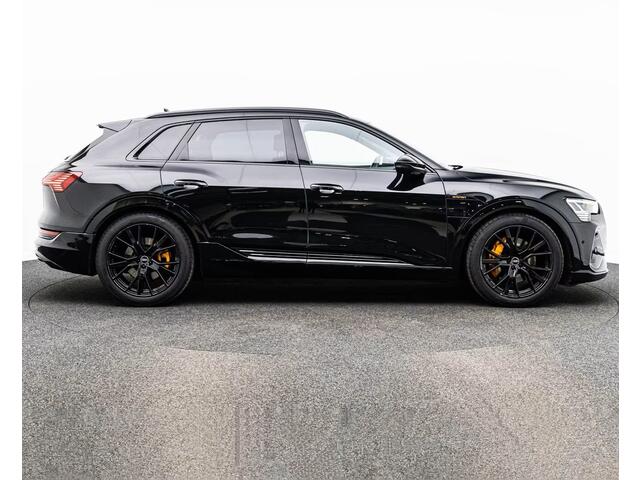 Audi e-tron 55 Quattro S-LINE 95 kWh (300kW/408pk) ** MATRIX, PANO, TREKH, ACC, B&O SOUND, HuD, 21-inch LMV ** UNFALLFREI ** ** INFORMEER OOK NAAR ONZE AANTREKKELIJKE FINANCIAL-LEASE TARIEVEN **