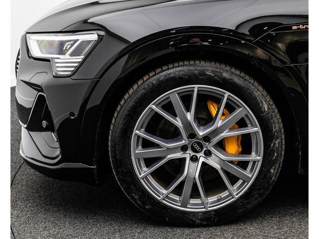 Audi e-tron Sportback 55 Quattro S-LINE 95 kWh (300kW/408pk) ** MATRIX, S-SPORTST, DIAMANT LEDER, PANO, VERW. ST, 21-inch LMV, OPTIK SCHWARZ ** UNFALLFREI ** ** INFORMEER OOK NAAR ONZE AANTREKKELIJKE FINANCIAL-LEASE TARIEVEN **