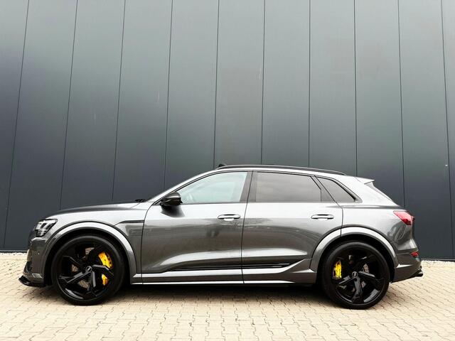 Audi e-tron e-tron 50 quattro Launch edition Black luchtvering