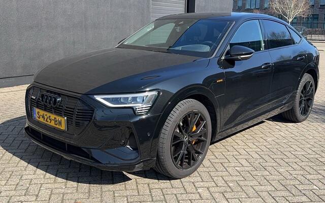 Audi e-tron Sportback 55 quattro S edition 95 kWh Panoramadak | B&O | HUD | LMV 21'' Wordt verwacht