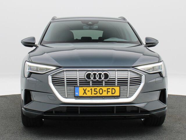 Audi e-tron 55 quattro Business edition 95 kWh 408 Pk | Camera | Stoelverwarming | Sportstoelen | Climatronic | Bluetooth | Navigatie | 19 Inch | 86.637 Km !!