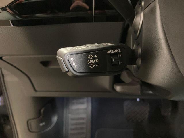 Audi e-tron 55 quattro S edition 95 kWh 300kW/408PK · Panoramadak · Luchtvering · Bang & Olufsen · 360 gr. Camera · Dodehoeksensor · Apple/Android Car Play · Drive select