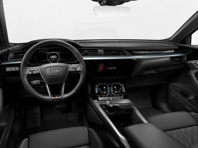Audi e-tron Sportback 55 quattro S edition 95 kWh | 408 pk | SoH 100% | Trekhaak | Virtuele buitenspiegels | Panoramadak | Head-up display | Matrix LED koplampen |