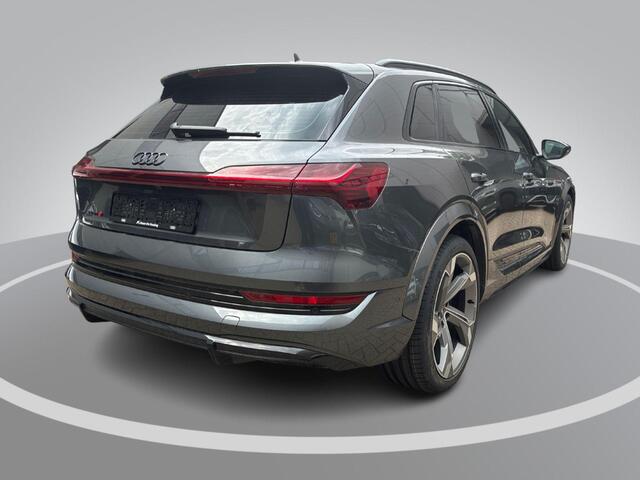 Audi e-tron S quattro 95 kWh 503pk · SOH 98,5% · Panoramadak · Luchtvering · Camera · Leder Valcona · B&O Sound · Keyless · 22"Velgen ·