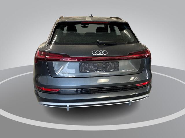 Audi e-tron 55 408pk Quattro S edition 95 kWh · SOH · 360 Camera · Apple/Android Car Play · Luchtvering · P-Sensoren · 21'' Inch ·