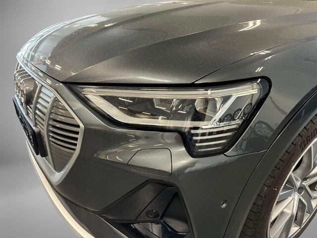 Audi e-tron 55 408pk Quattro S edition 95 kWh · SOH · 360 Camera · Apple/Android Car Play · Luchtvering · P-Sensoren · 21'' Inch ·