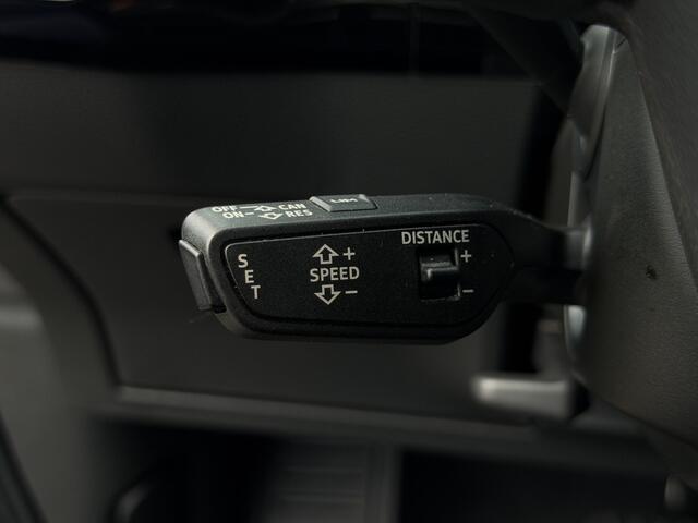 Audi e-tron 50 Quattro S-Line Black 71 kWh / 100% SOH | Pano | Luchtvering | Adaptive