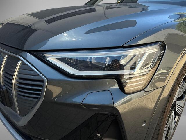 Audi e-tron 55 408pk Quattro S edition 95 kWh · Panoramadak · 360 Camera · B&O Audio · Stoelverwarming · Luchtvering · 21'' Inch ·
