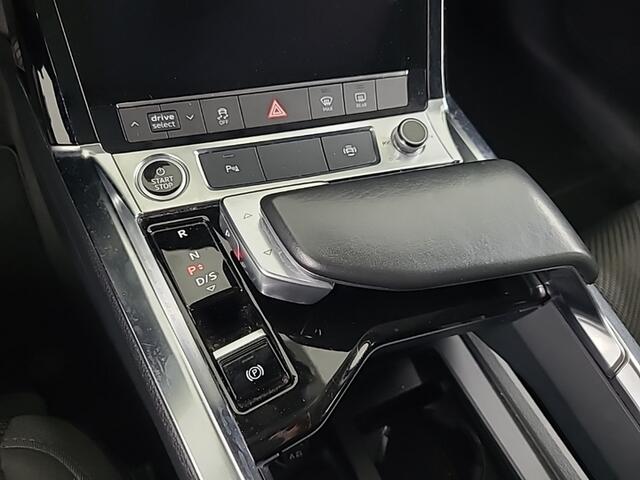 Audi e-tron 50 quattro edition 71 kWh INCL BTW / 1E Eigenaar