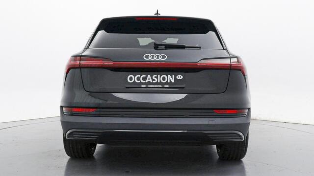 Audi e-tron e-tron 55 Quattro 408pk | Panoramadak | Sportstoelen | 22" LMV |