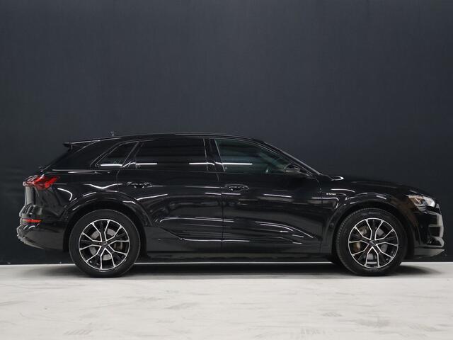Audi e-tron e-tron 55 quattro advanced 95 kWh Sport [ADAPTIVE CRUISE, TREKHAAK AFNEEMBAAR, APPLE CARPLAY, ANDROID, MEMORY SEATS, CAMERA, VOL LEDER, STOELVERWARMING, CLIMATE, NIEUWSTAAT]
