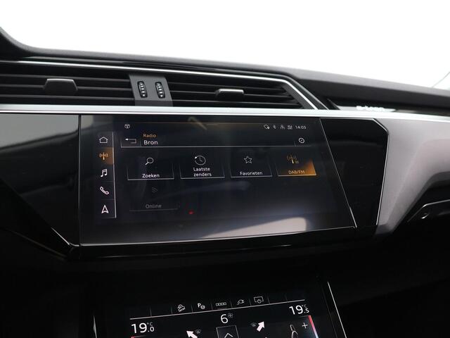 Audi e-tron 55 quattro Advanced edition 95 kWh 408pk · SOH 95,3% · Panoramadak · 360 Camera · 21"Velgen · Elek. Achterklep · Stoelverwarming · Cruise Control ·
