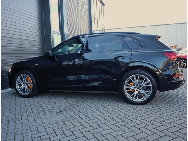 Audi e-tron e-tron 55 quattro advanced Pro Line Plus 95 kWh | Pano | Trekhaak | ACC | Leer