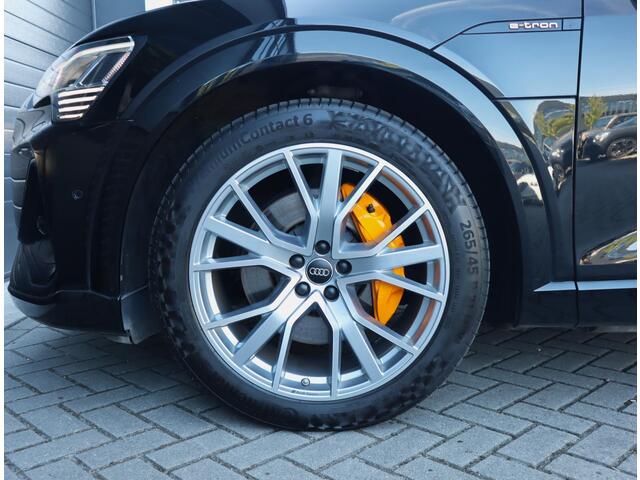 Audi e-tron e-tron 55 quattro advanced Pro Line Plus 95 kWh | Pano | Trekhaak | ACC | Leer
