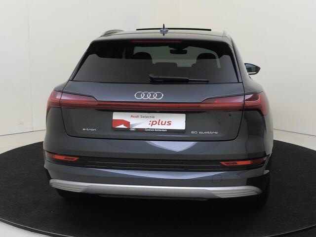 Audi e-tron 50 quattro Advanced edition Plus 71 kWh | SoH 100% | Panoramadak | Head-up display | Luchtvering | 360 camera | Adaptieve cruise control | Keyless | Navigatie Plus |