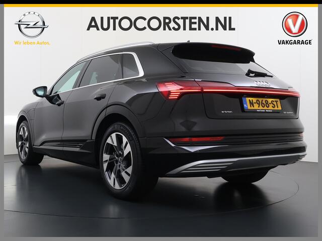 Audi e-tron 55 408PK Quattro Advanced Edition Plus 95kWh SOH 92% Panoramadak Adap.Cruise Camera Leder+Verwarmd Navi Apple Carplay Android Auto Elek.Achterklep Privacy Glas Lmv 20" Led Pdc Elek.Stoelen+Memory DAB Origineel Nederlandse Auto