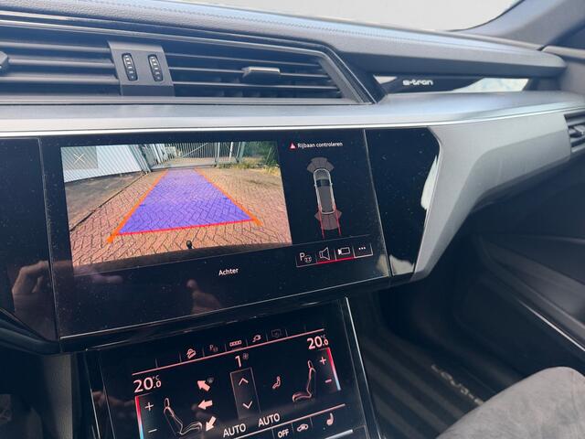 Audi e-tron 55 Quattro S Black optic Plus 95 kWh- Bang Olufsen, Memory, Panoramadak, Trekhaak, Luchtvering