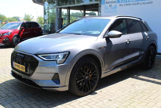 Audi e-tron e-tron 55 quattro advanced Pro Line Plus 95 kWh | SoH 92% | Incl. 12 maanden Garantie | Panorama dak | Luchtvering | Bang & Olufsen Audiosysteem | Elektrisch verstelbare stoelen met memory | Soft close | Afneembare trekhaak | 360° Camera | Adaptive cruise