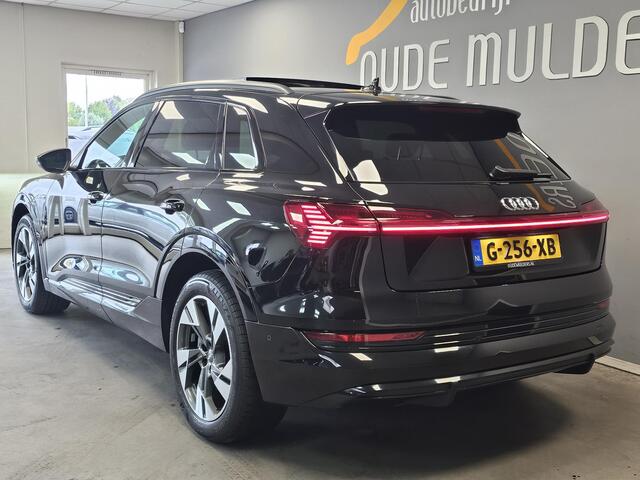 Audi e-tron 50 quattro Launch edition Black 71 kWh | Camera | S-Line | Panoramadak