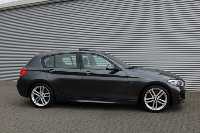 BMW 1-SERIE 118i M-Sportpakket Aut (94.384Km Orig NL Auto! NAP! Schuif/Kanteldak Sportleder Navi/Prof Full-Led Keyless 18InchLMV)