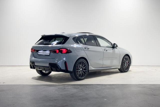 BMW 1-SERIE 120 Premium Pack M Sportpakket Pro Aut. - Beschikbaar vanaf: Juli 2025