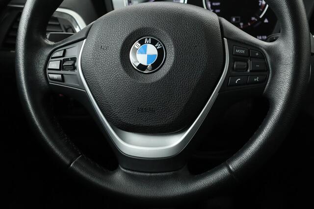 BMW 1-SERIE 116i Sport Line Edition | Full LED | Sportstoelen | Navigatie | Climate control | PDC | Cruise control | Bluetooth