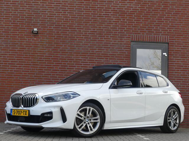BMW 1-SERIE 118i High Executive / M-Sport / Panodak / Sfeer