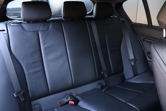 BMW 1-SERIE 116i M SPORT | LEDER | STOELVERW. | PDC | CRUISE | NAVI |