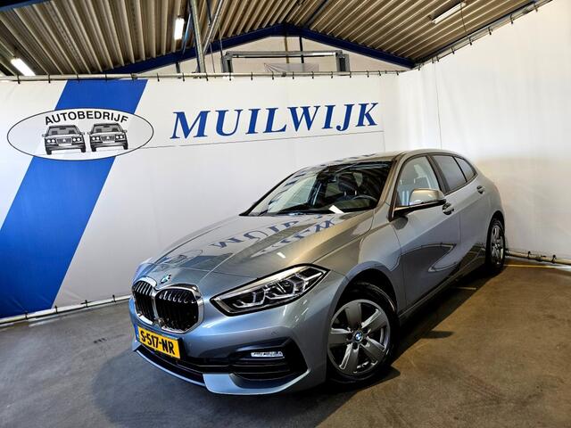 BMW 1-SERIE 118i Introduction Edition / Virtual / Sportstoelen / NL Auto