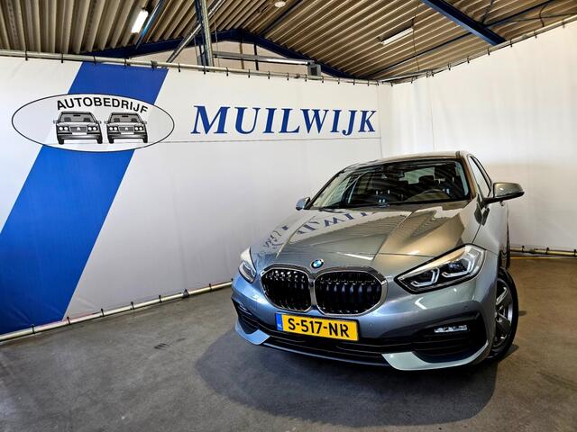 BMW 1-SERIE 118i Introduction Edition / Virtual / Sportstoelen / NL Auto